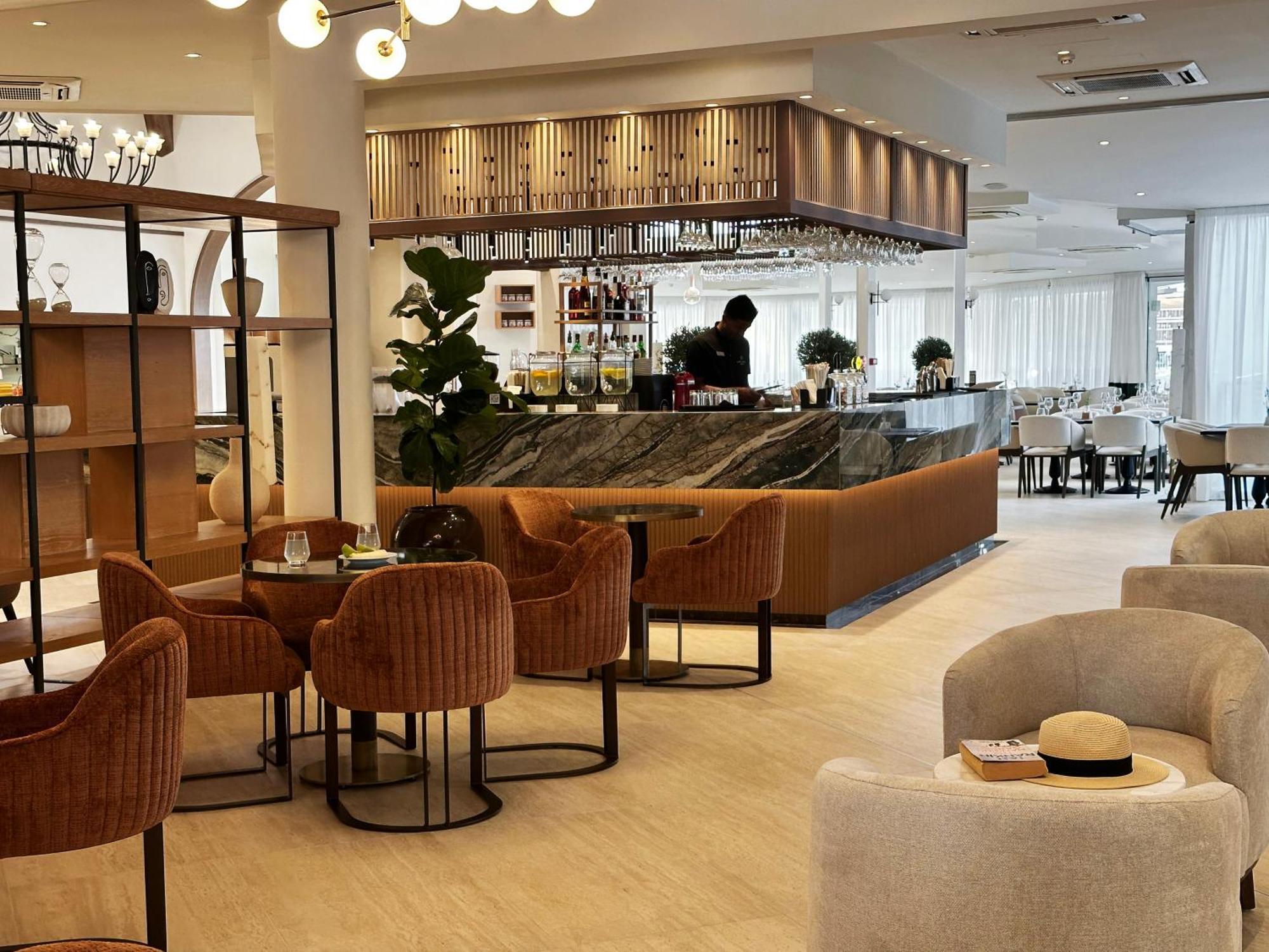 King Jason Paphos - Designed For Adults By Louis Hotels Exterior photo