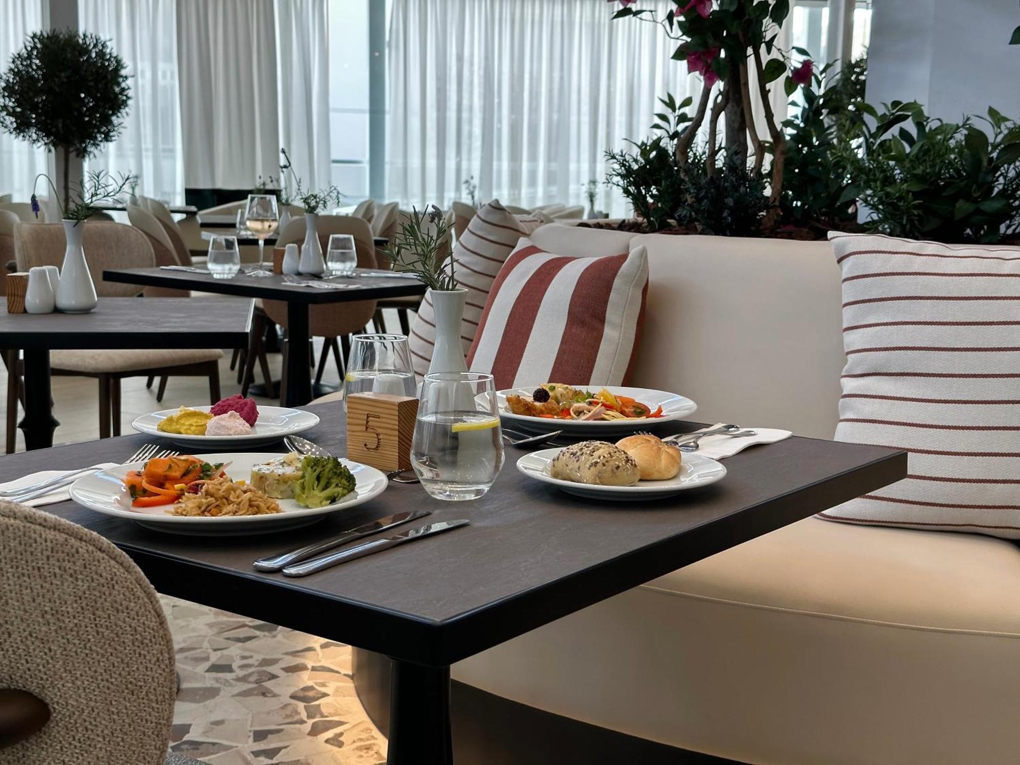 King Jason Paphos - Designed For Adults By Louis Hotels Exterior photo