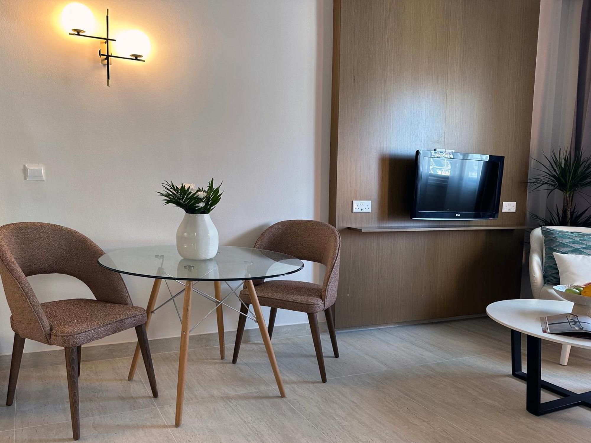 King Jason Paphos - Designed For Adults By Louis Hotels Exterior photo